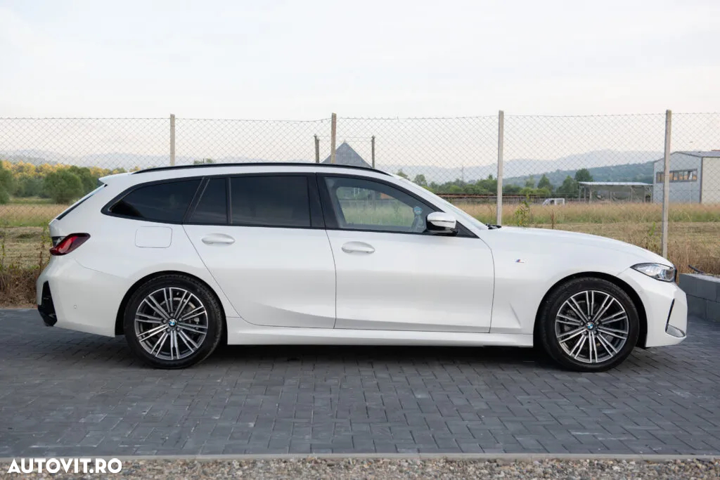 BMW Seria 3 320i AT - 3