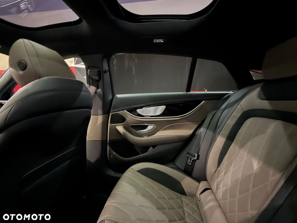 Mercedes-Benz AMG GT 53 4-Matic+ - 25