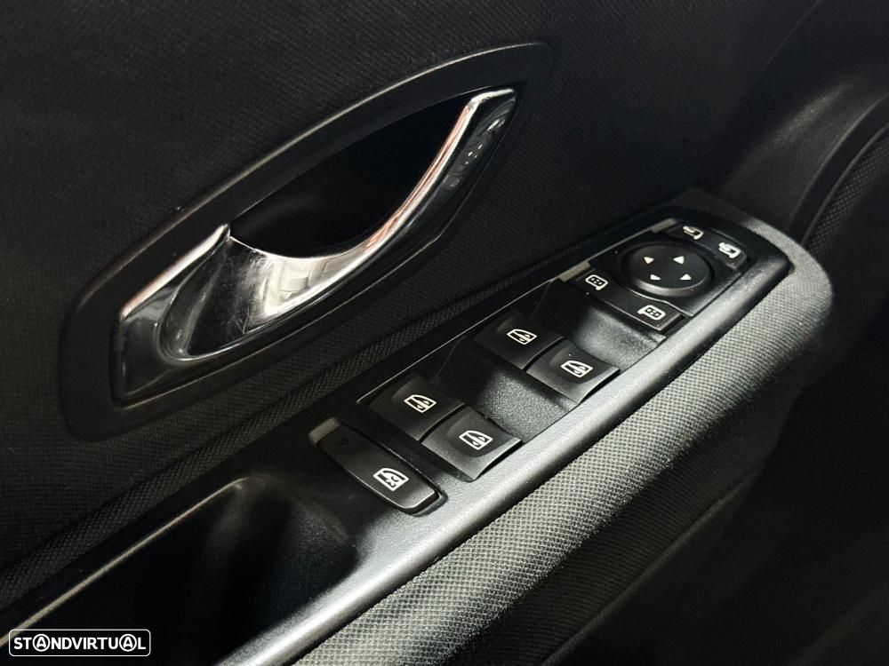 Renault Mégane 1.5 dCi Dynamique CO2 Champion - 39