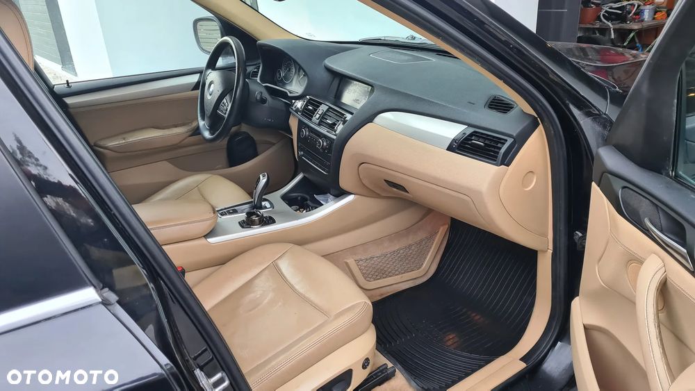 BMW X3 28i xDrive - 8