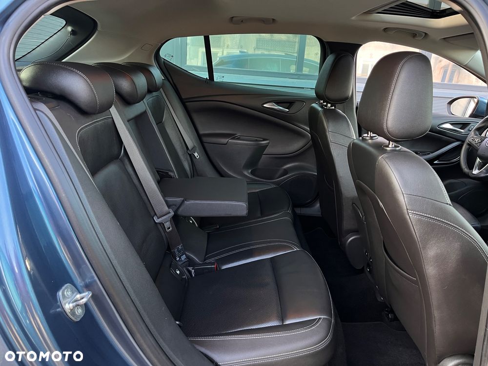 Opel Astra 1.6 BiTurbo D (CDTI) Start/Stop Dynamic - 19