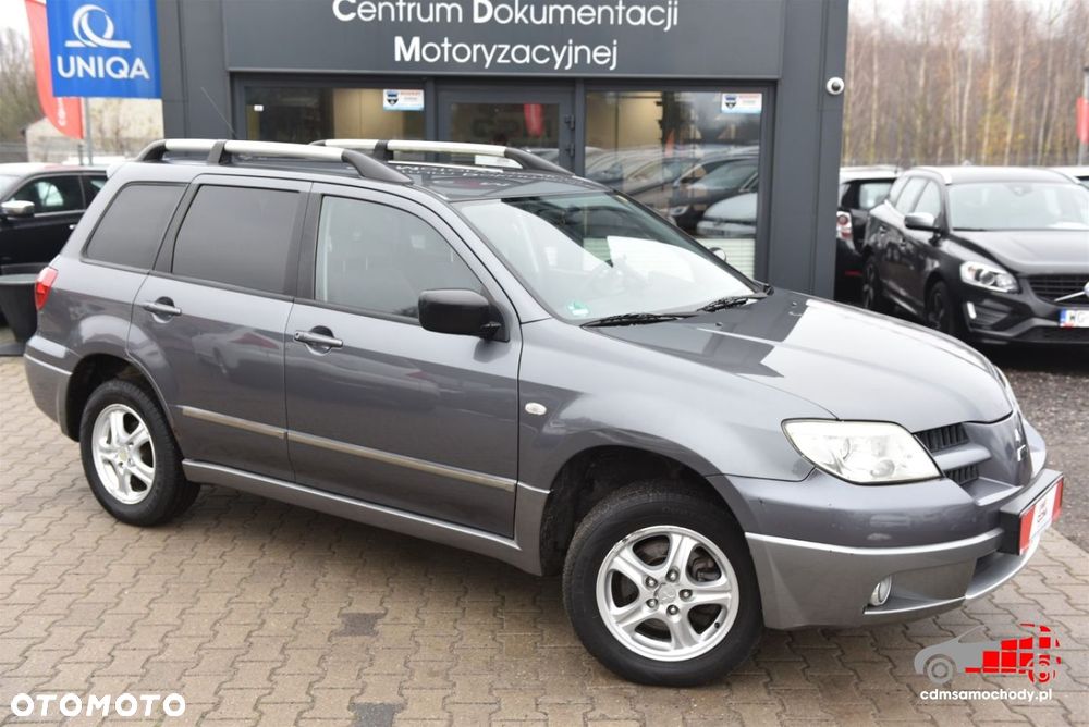 Mitsubishi Outlander - 4
