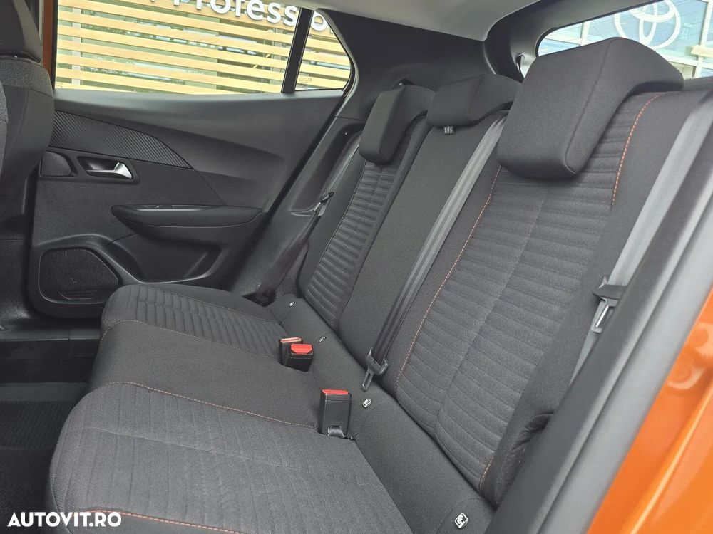 Peugeot 2008 1.2 L PureTech STT Active - 18