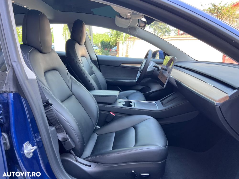 Tesla Model 3 - 19