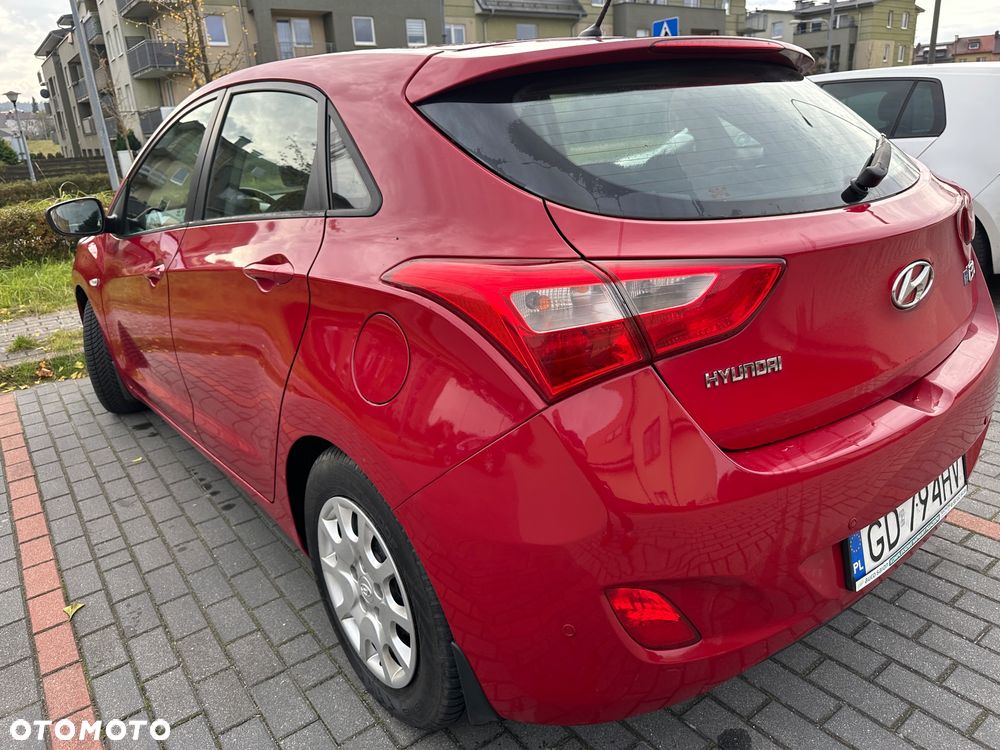 Hyundai i30 1.4 Classic + - 9