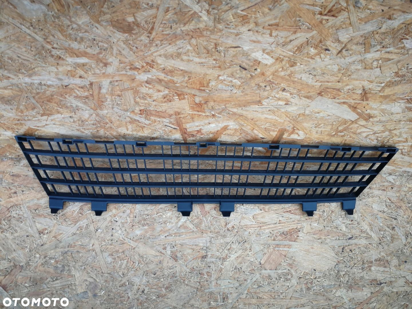 RENAULT CLIO III 3 GT RS 09- KRATKA ATRAPA GRILL ZDERZAKA PRZÓD 2006236 - 2