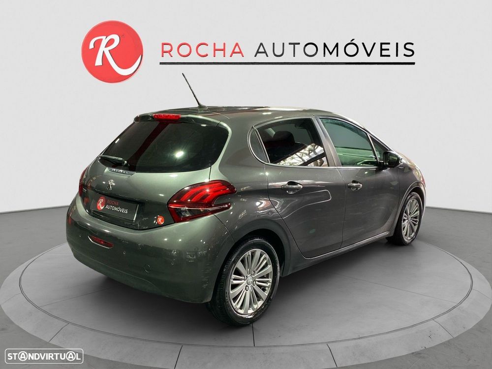 Peugeot 208 1.2 PureTech Style - 6