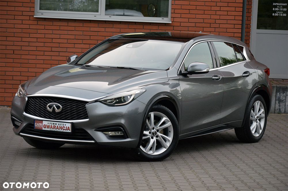 Infiniti Q30 2.2d DCT AWD City Black Edition - 25