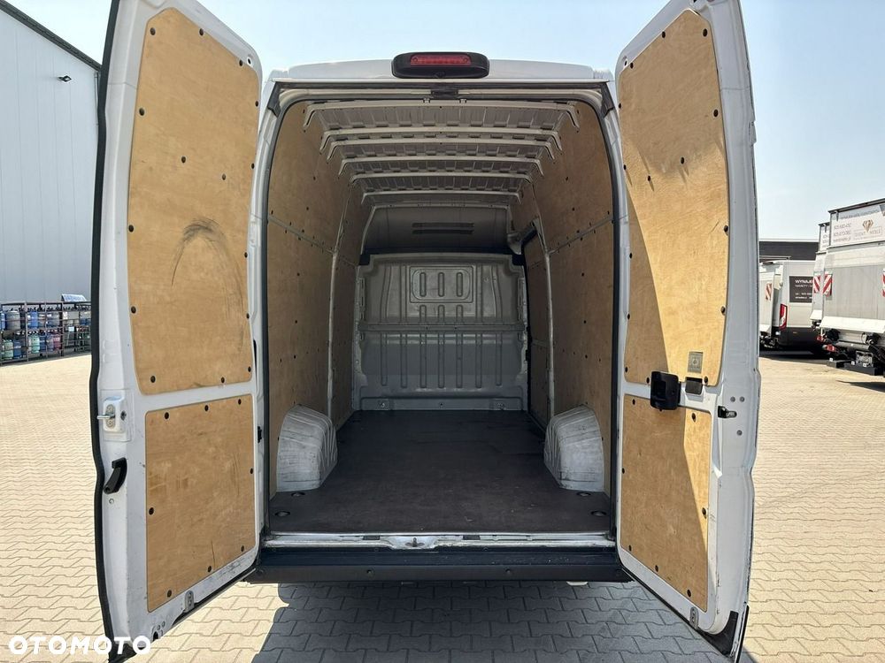 Opel Movano - 16