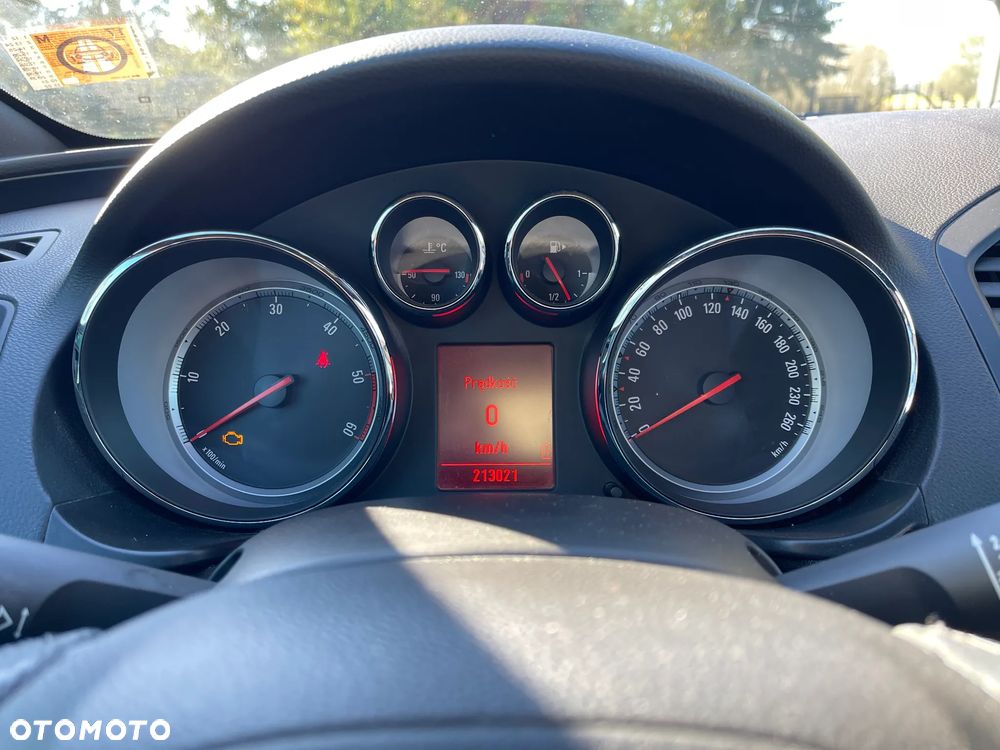 Opel Insignia 2.0 CDTI Cosmo - 11