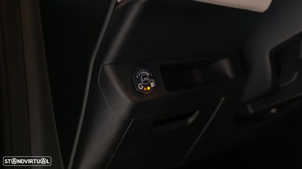 Renault Clio 1.0 TCe Techno Bi-Fuel - 20