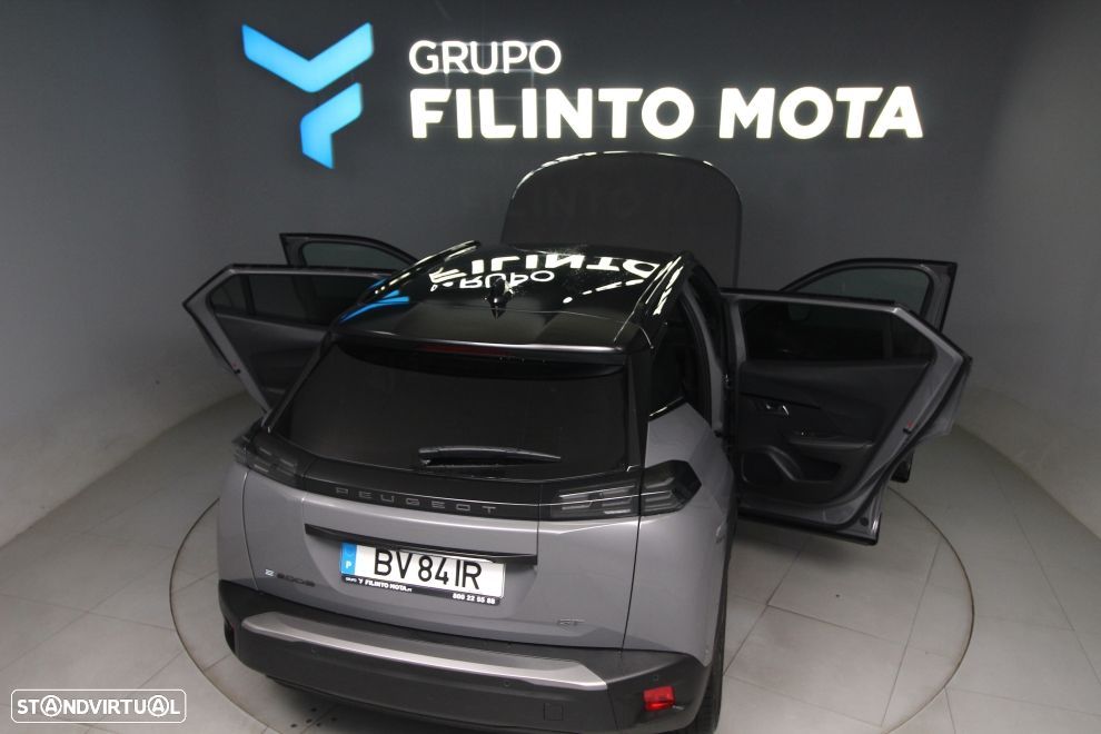Peugeot e-2008 54 kWh GT - 10