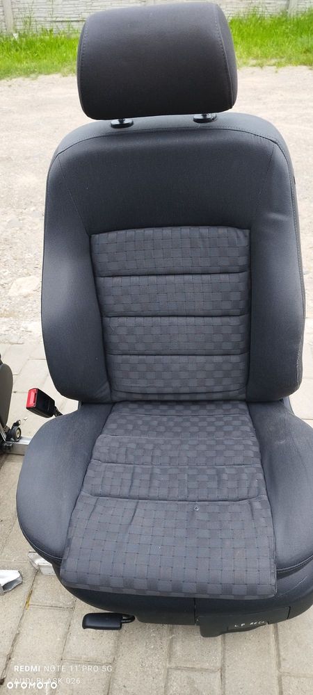Fotel Fotele Zestaw Welur Czarna Krata Kubełki Grzane Audi A6 C5 Kombi 99 rok Części Blask Gołdap - 6