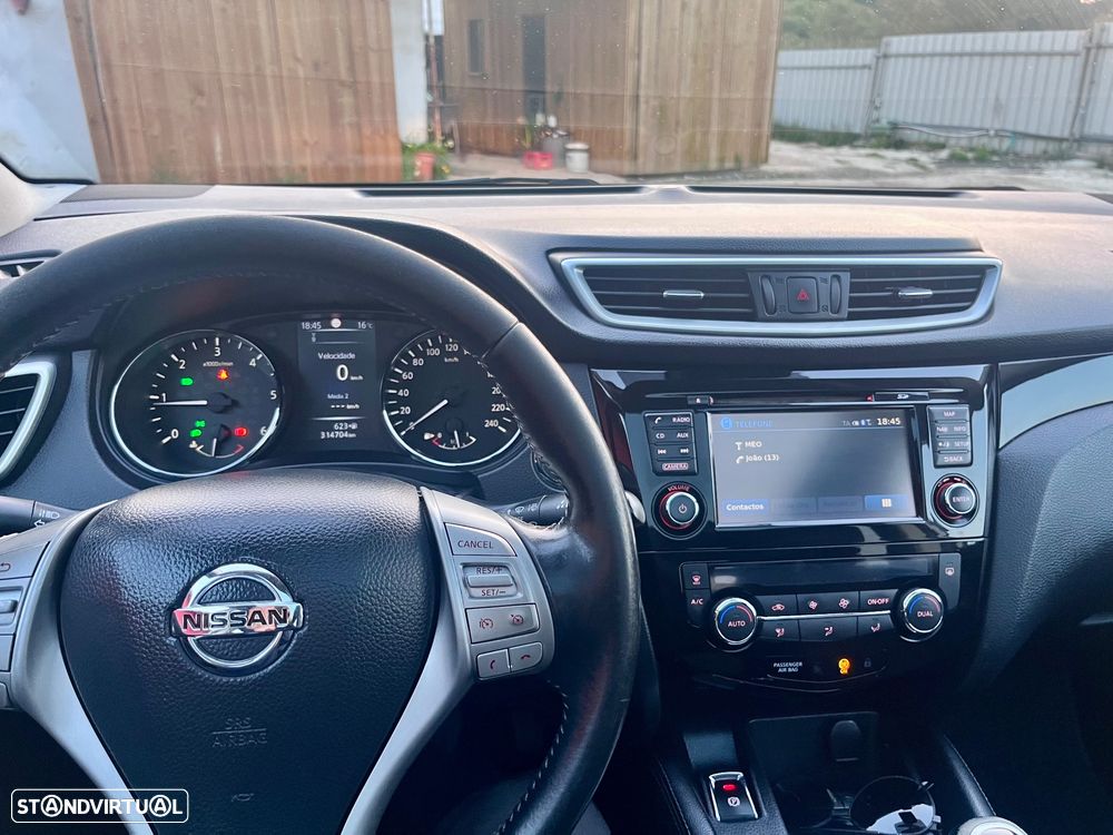 Nissan Qashqai 1.5 dCi N-Connecta 18 - 9