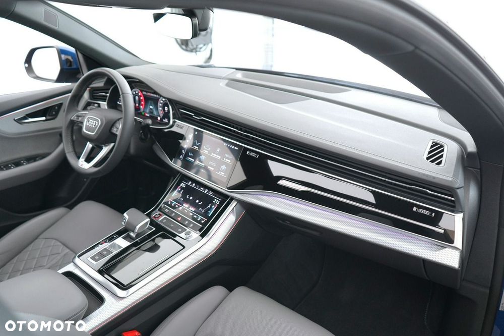 Audi SQ8 - 27