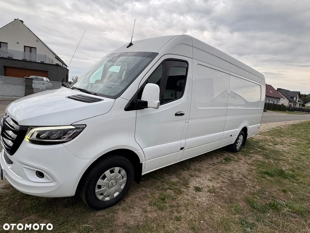 Mercedes-Benz Sprinter - 13