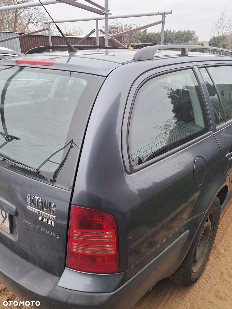 Skoda Octavia 1.6 Tour - 2