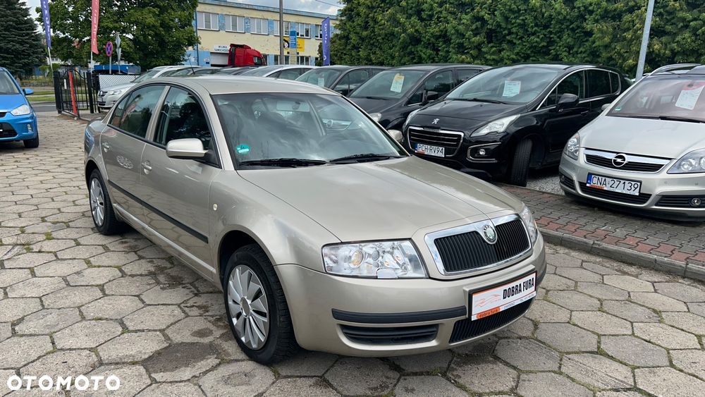 Skoda Superb 2.0 Comfort - 4