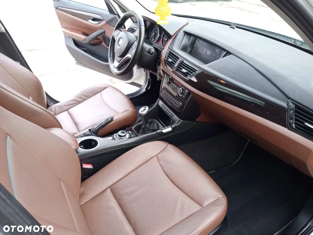 BMW X1 sDrive20d - 3