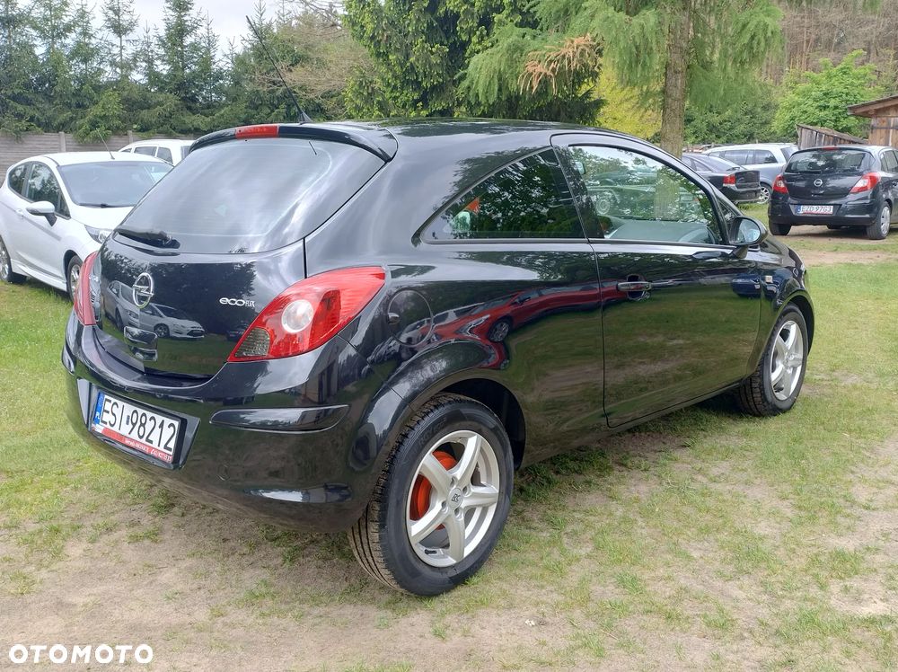 Opel Corsa 1.2 16V Color Edition - 11