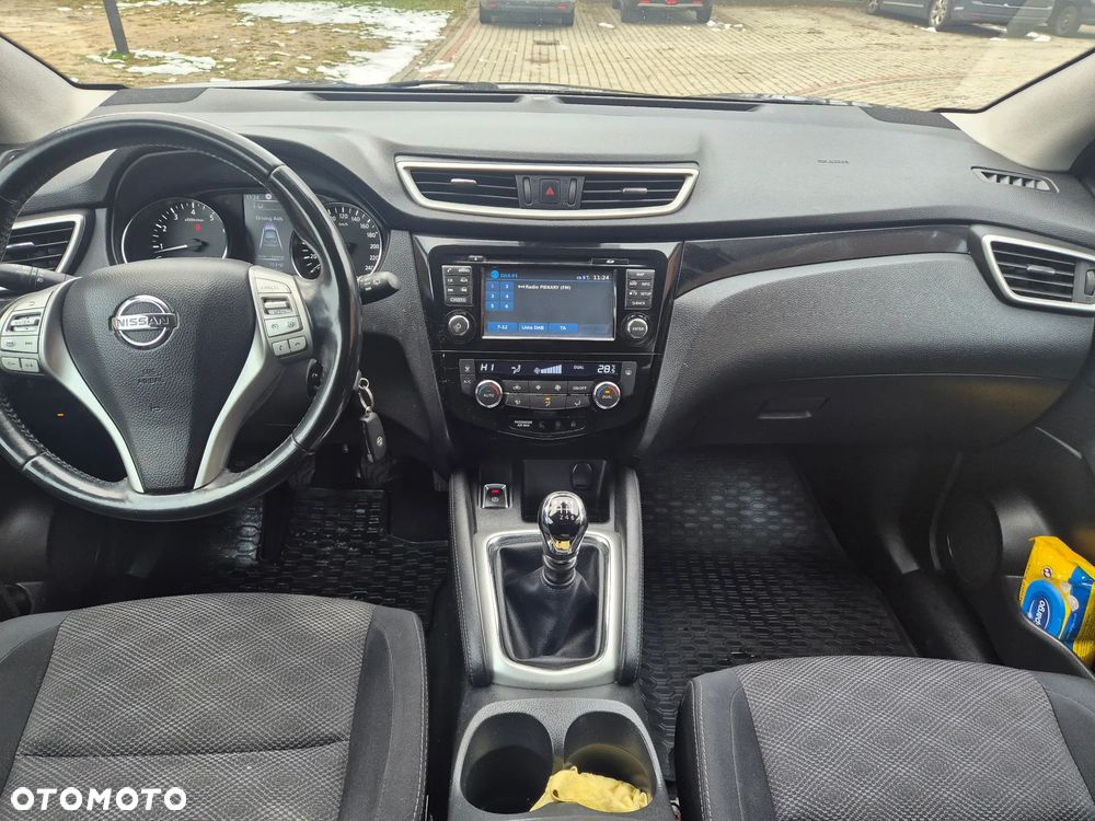 Nissan Qashqai 1.2 DIG-T Visia EU6 - 12