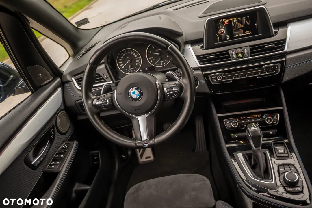 BMW Seria 2 220d Active Tourer - 39