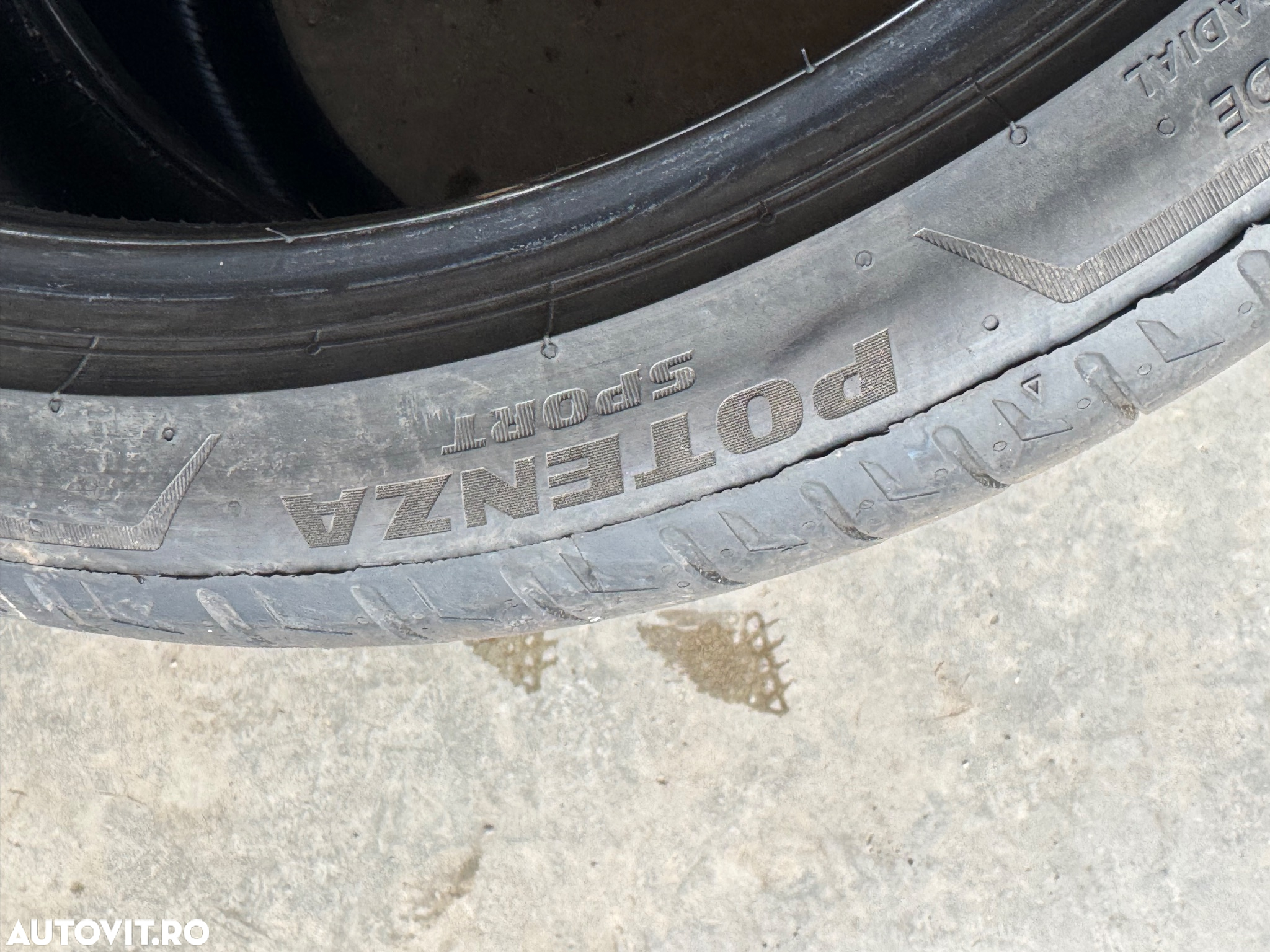 Vând 2 anvelope 275/35/21 bridgestone de vară ca noi - 6