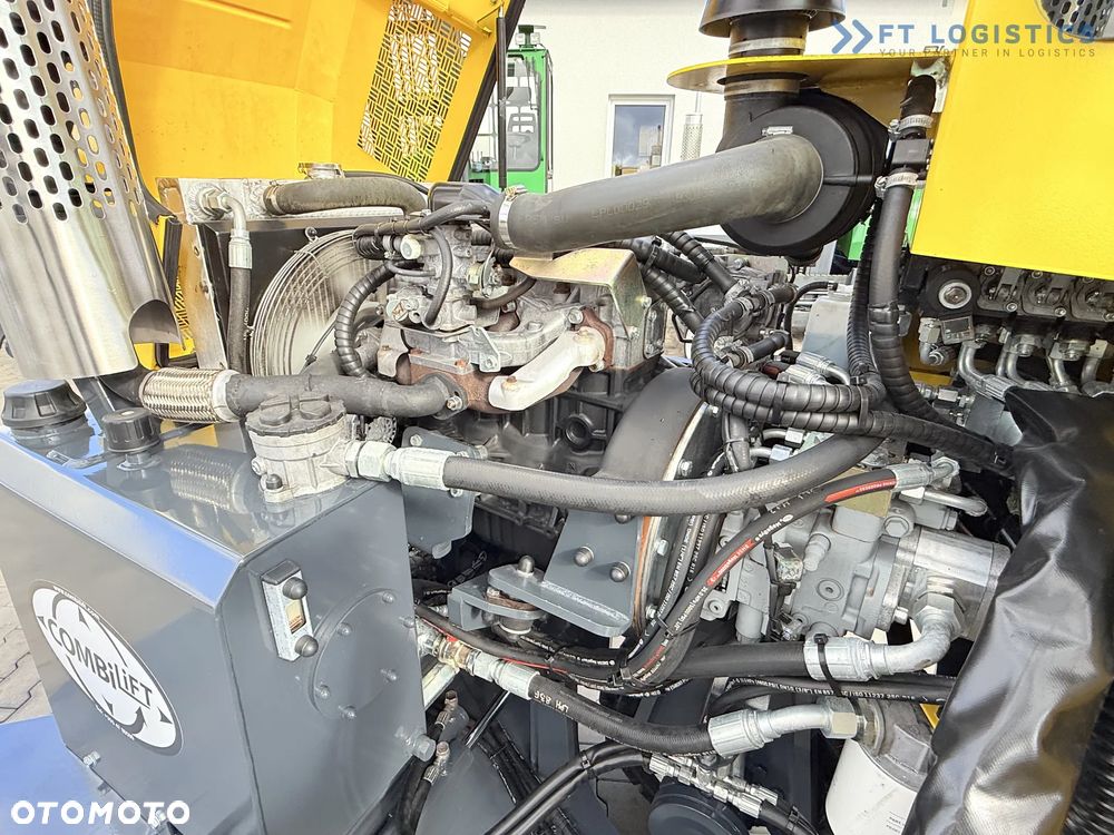 Combilift WÓZEK CZTEROKIERUNKOWY - WIELOKIERUNKOWY / JEDYNIE 491 MTH / C2500 / GAS / DUPLEX 4600MM / KRÓTKI - JEDYNIE 1900MM / SZEROKI 2700 POZYCJONER WIDEŁ / OGRZEWANIE / PEŁNA OGRZEWANA KABINA / STAN IDEALNY / Szeroka oferta wózków czterokierunkowych i bocznych, dopasowanych do różnorodnych potrzeb i zastosowań - 39