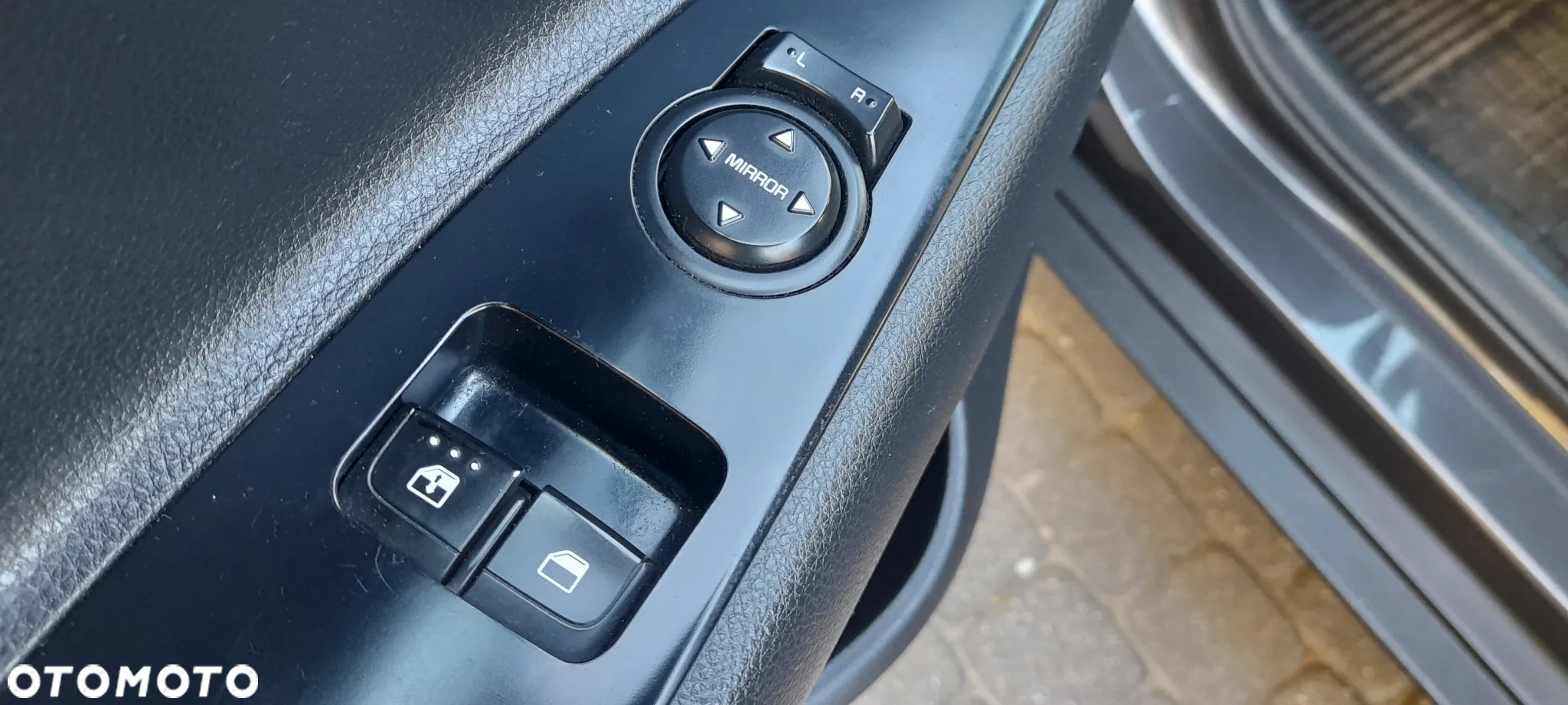 Kia Stonic 1.2 M - 16