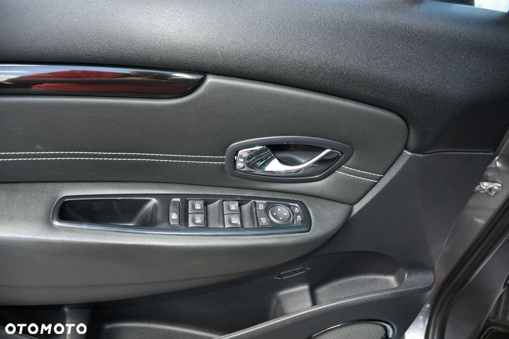 Renault Grand Scenic Energy TCe 130 S&S Bose Edition - 37