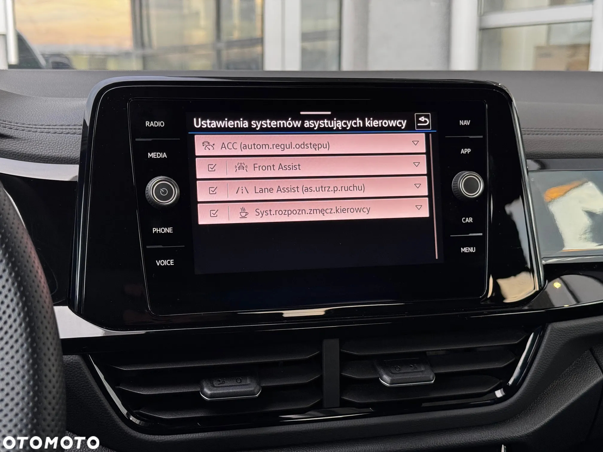 Volkswagen T-Roc 1.5 TSI R-Line DSG - 20