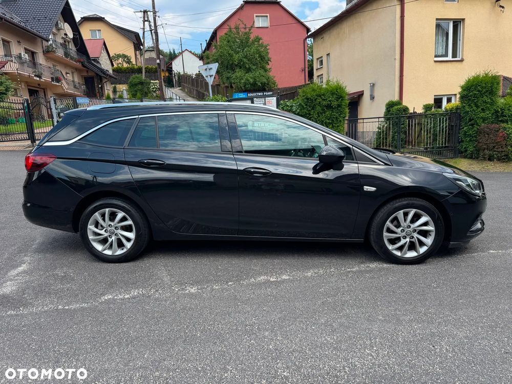 Opel Astra 1.4 T Dynamic S&S - 4