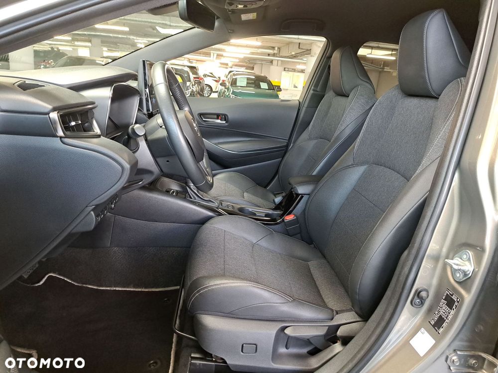 Toyota Corolla 1.8 Hybrid Style - 12