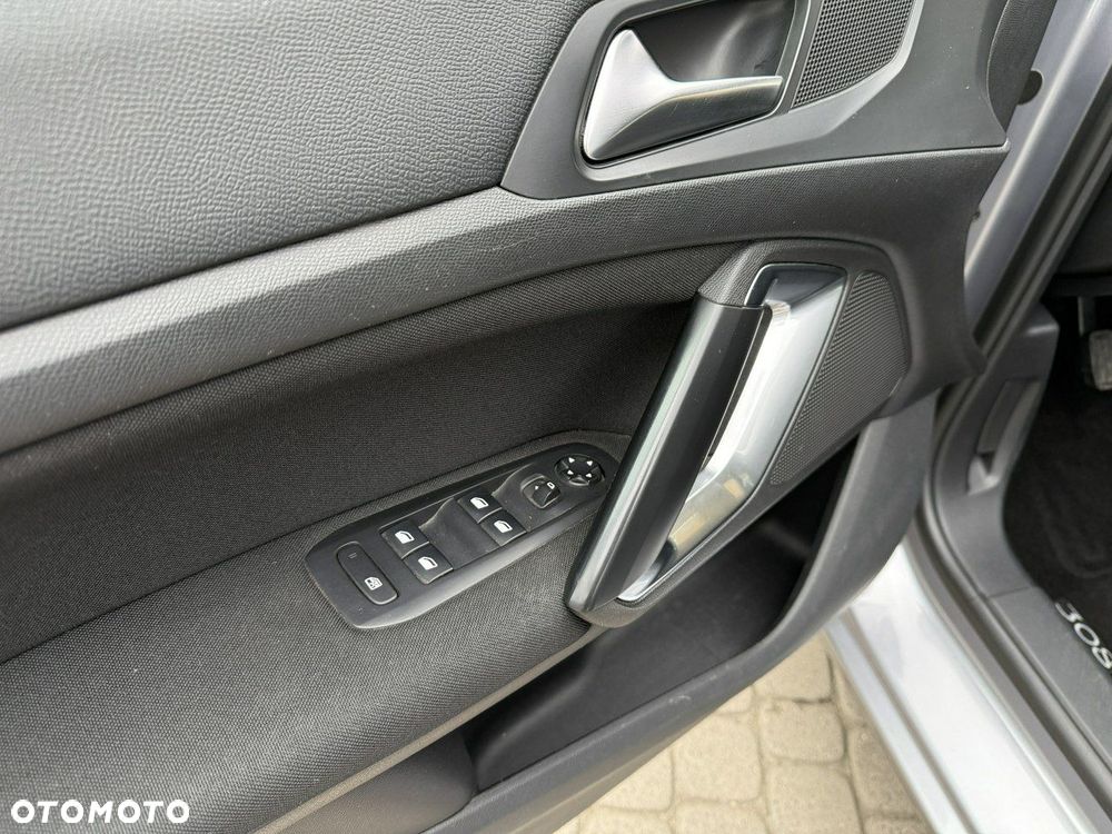 Peugeot 308 - 18