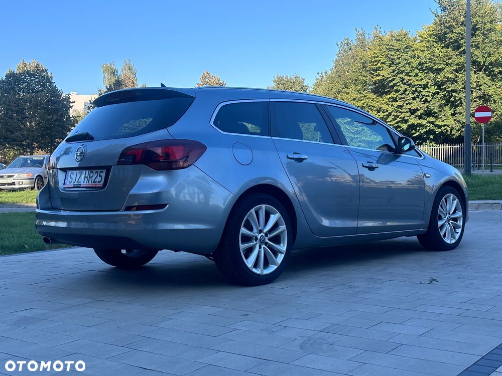 Opel Astra 2.0 CDTI DPF Sports Tourer - 10