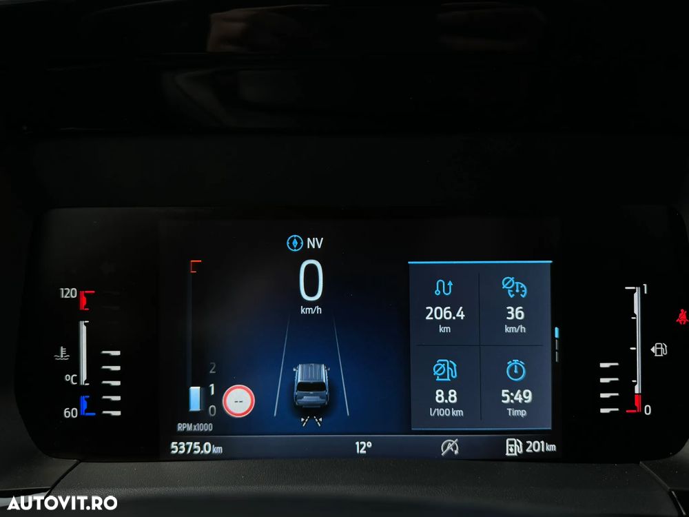 Ford Tourneo Courier 1.0 EcoBoost M6 Trend - 29