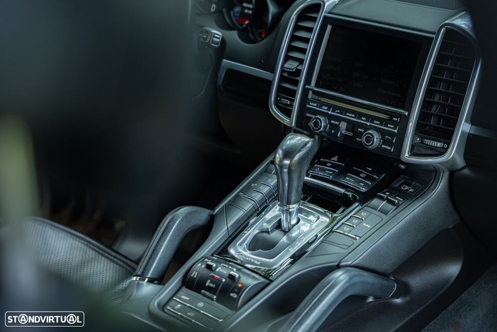 Porsche Cayenne 3.0 V6 - 23