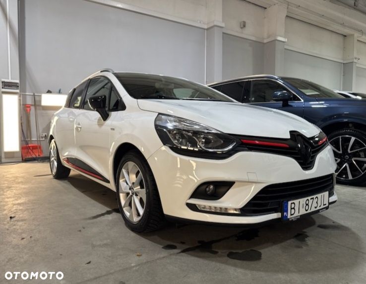 Renault Clio - 1