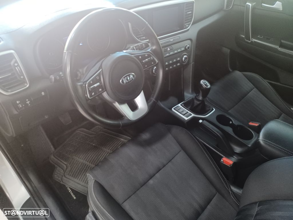 Kia Sportage 1.6 GDI ISG SX - 9