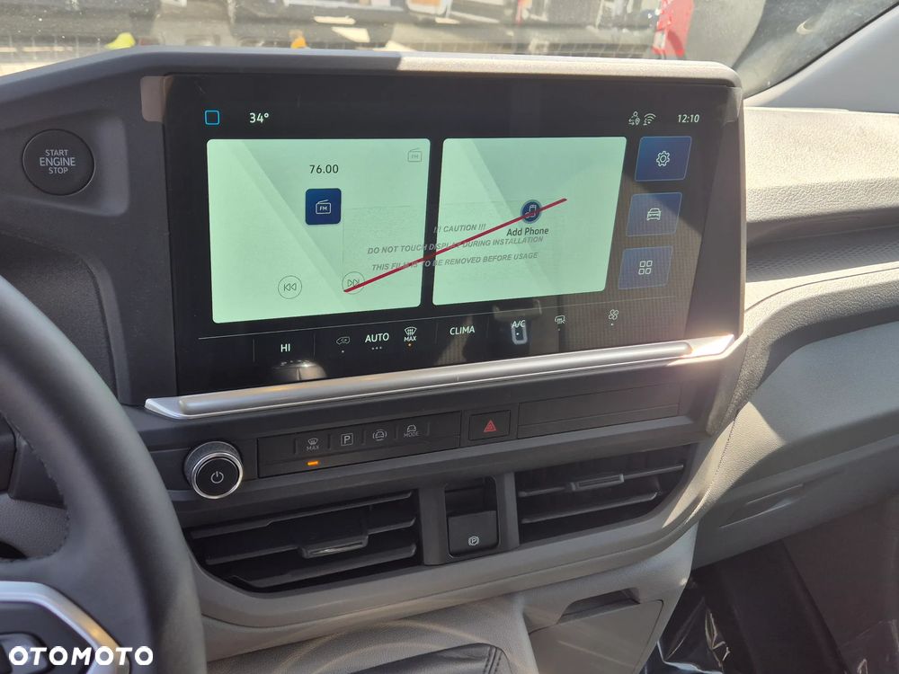 Volkswagen Caravelle - 7