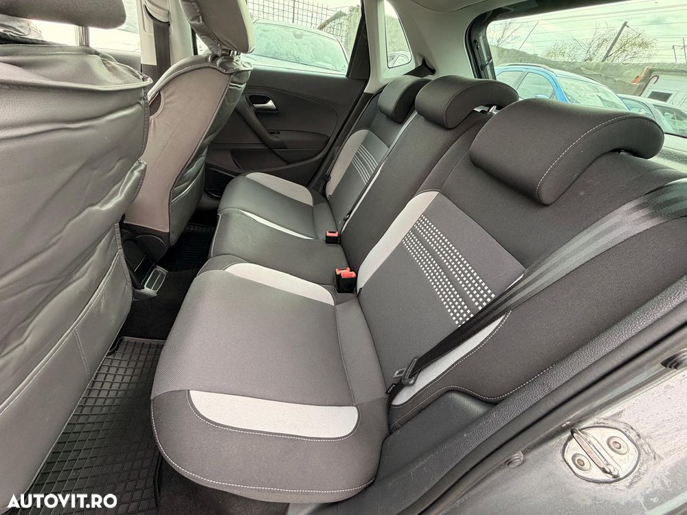 Volkswagen Polo 1.4 DSG Comfortline - 19