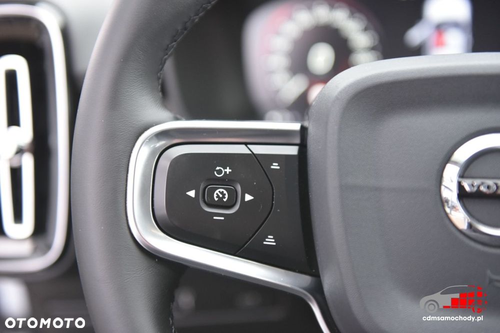 Volvo XC 40 - 31