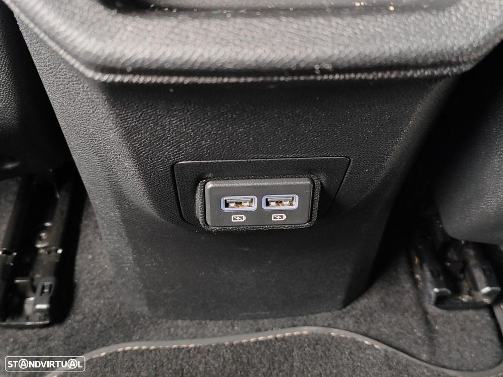 Peugeot 3008 1.6 Hybrid GT e-EAT8 - 39