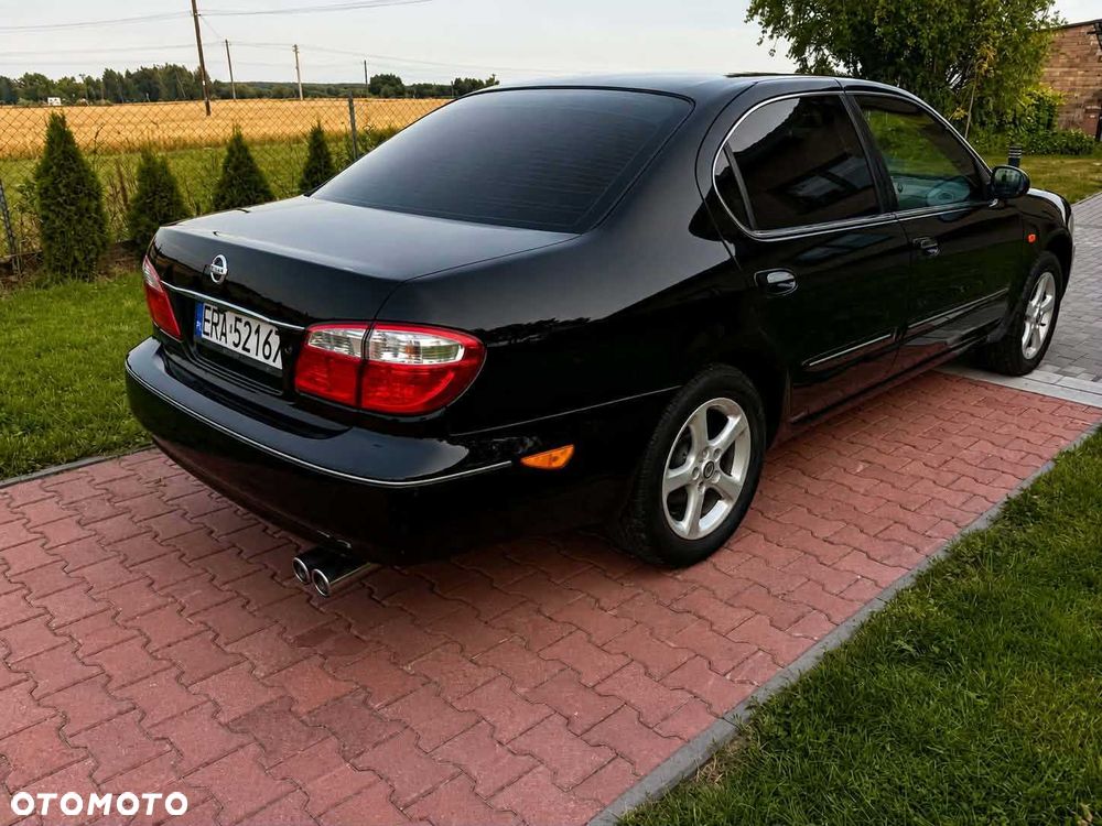 Nissan Maxima - 3