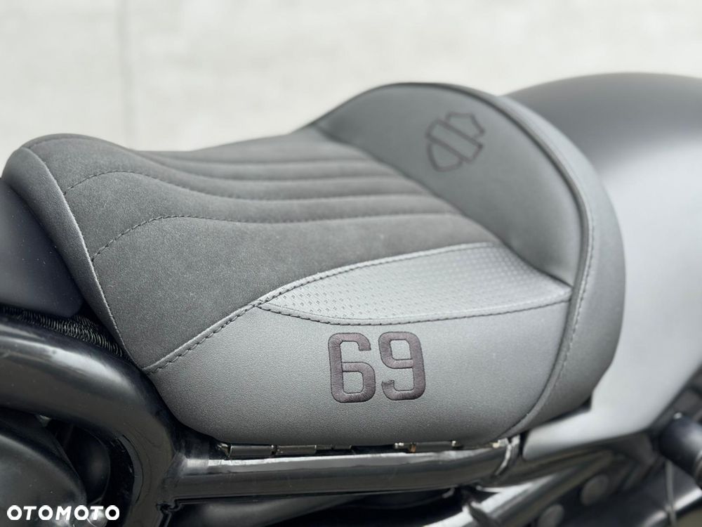 Harley-Davidson V-Rod Night Rod - 8