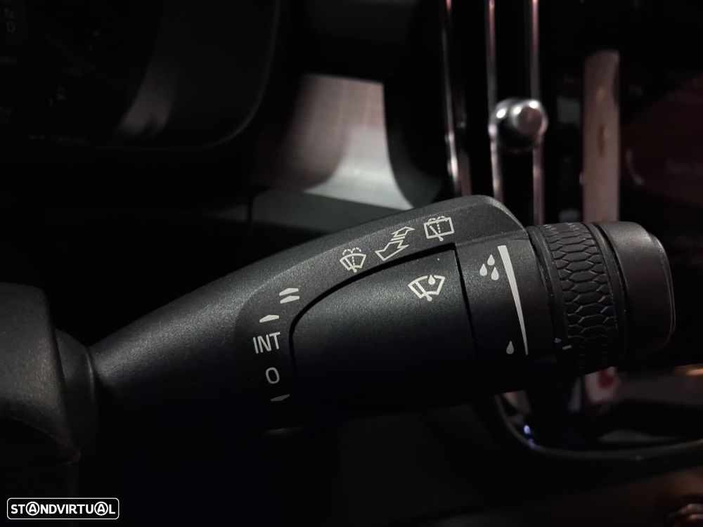 Volvo XC 40 - 19