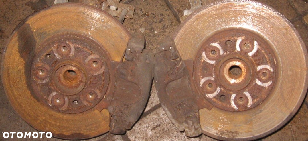 OPEL ASTRA III zwrotnica piasta lewa prawa 5 śrub - 3