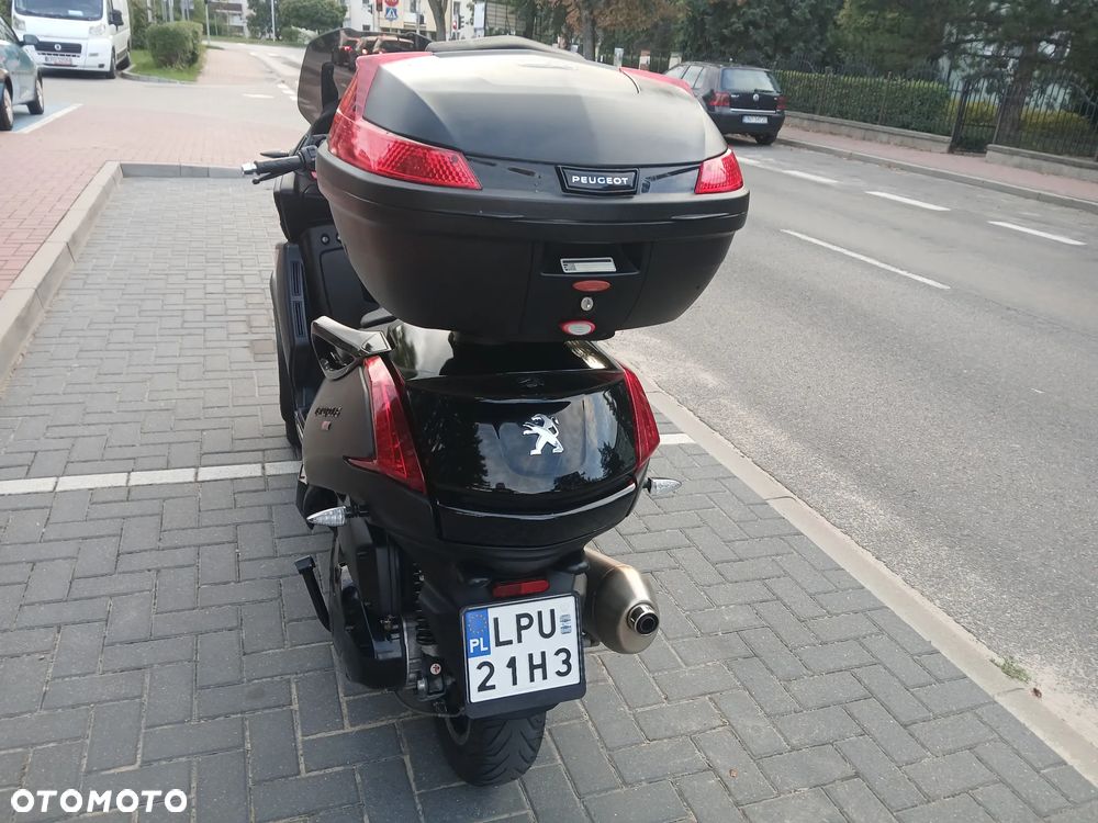 Peugeot Metropolis - 7