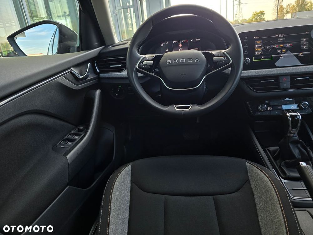 Skoda Kamiq 1.0 TSI Selection DSG - 19