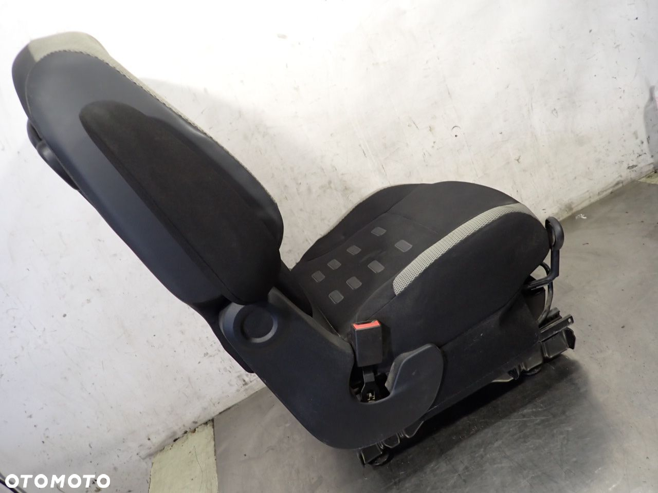 FOTEL KIEROWCY CITROEN BERLINGO II 1.6 LIFT - 6